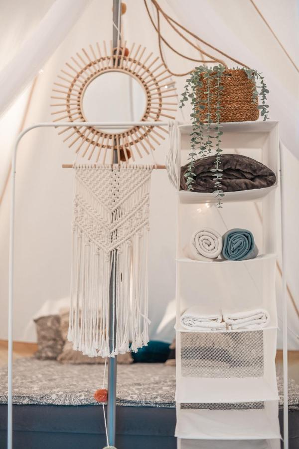 Glamping Mella Muiza Hotel Jūrkalne Kültér fotó