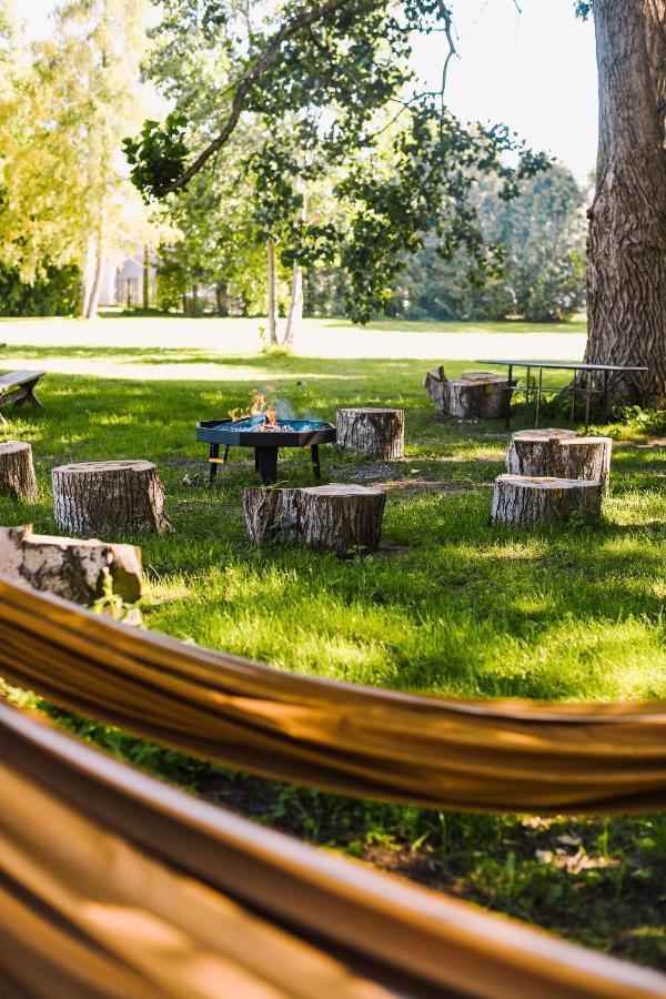 Glamping Mella Muiza Hotel Jūrkalne Kültér fotó